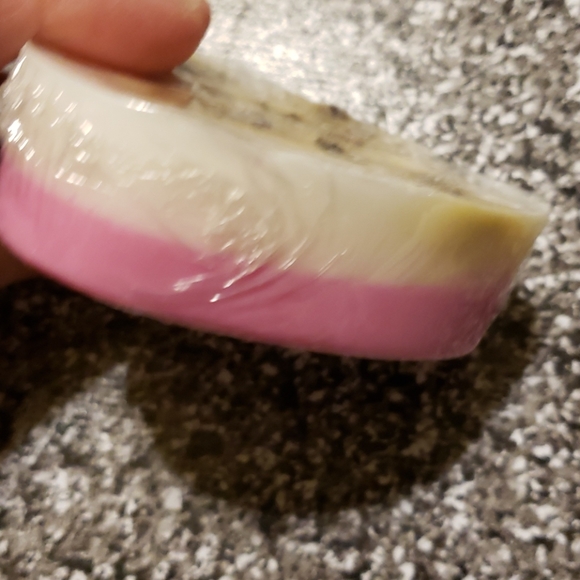 Goat's milk soap w/Bamboo & Orchid scent - Picture 3 of 4